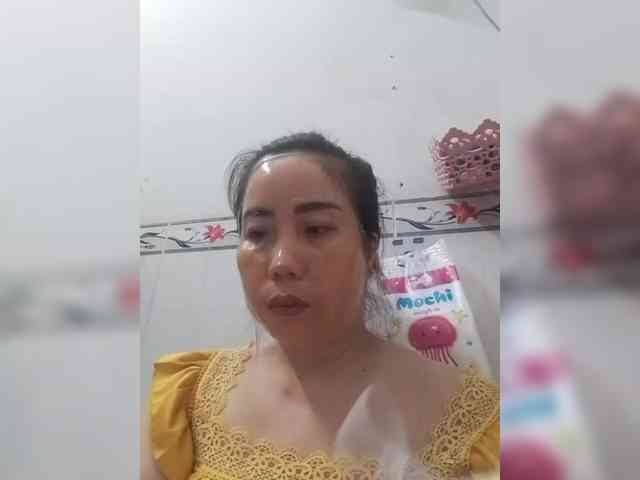 Thithi90 Live Webcam on BongaCams