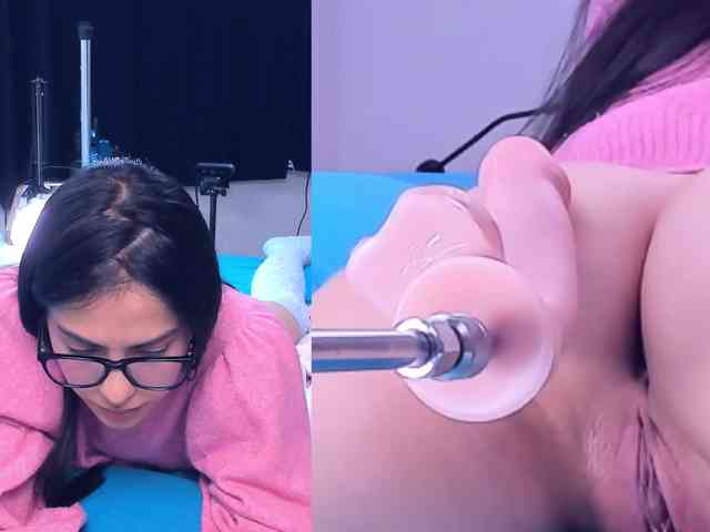 Marie-doll18 Live Webcam on BongaCams