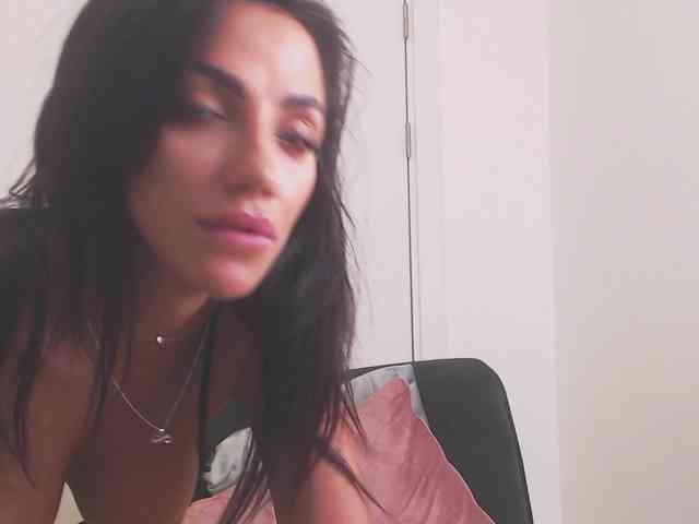 Erikabeee1 webcam