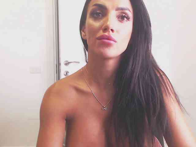 Erikabeee1 webcam