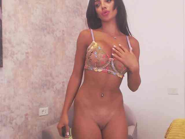 Erikabeee1 webcam