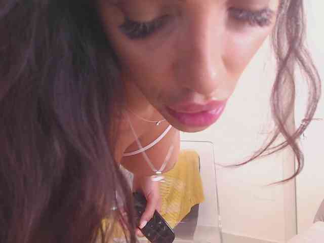 Erikabeee1 webcam