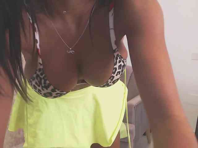 Erikabeee1 webcam