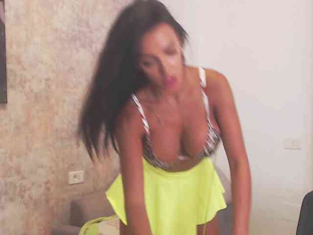 Erikabeee1 webcam