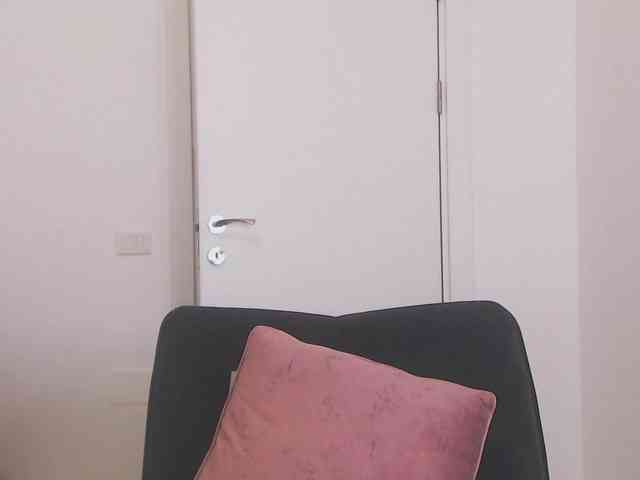Erikabeee1 webcam