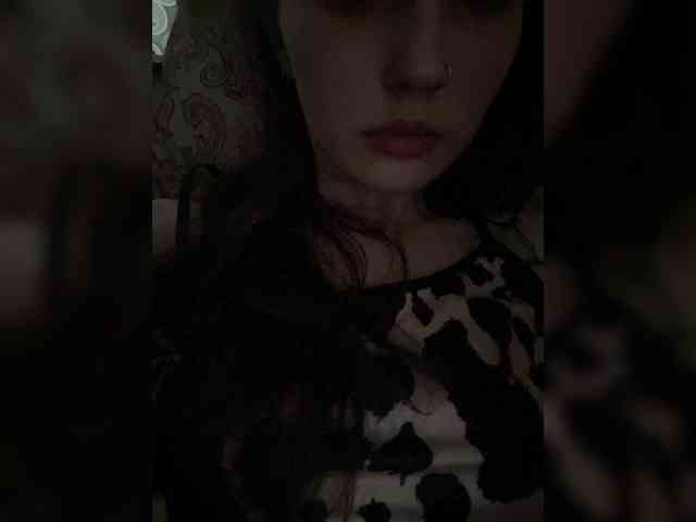 SweetLali webcam