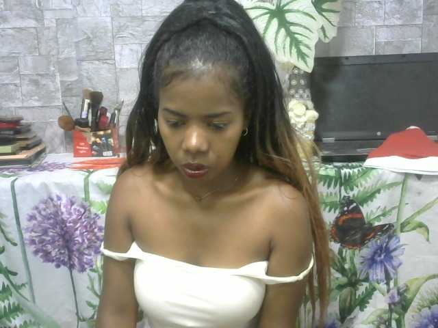 Maha19x's BongaCams show and profile