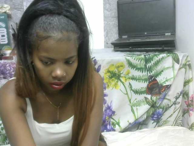 Maha19x's BongaCams show and profile