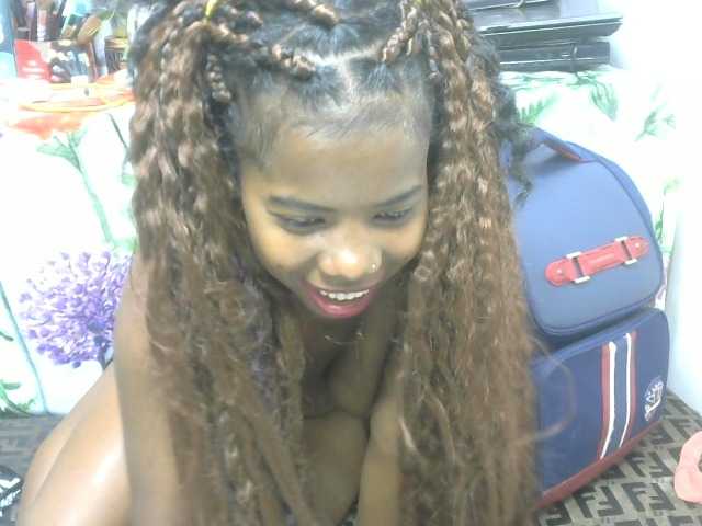 Maha19x's BongaCams show and profile