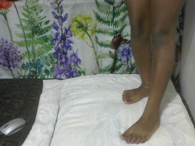 Maha19x's BongaCams show and profile