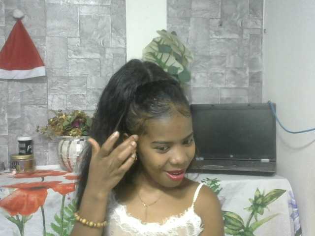 Maha19x's BongaCams show and profile