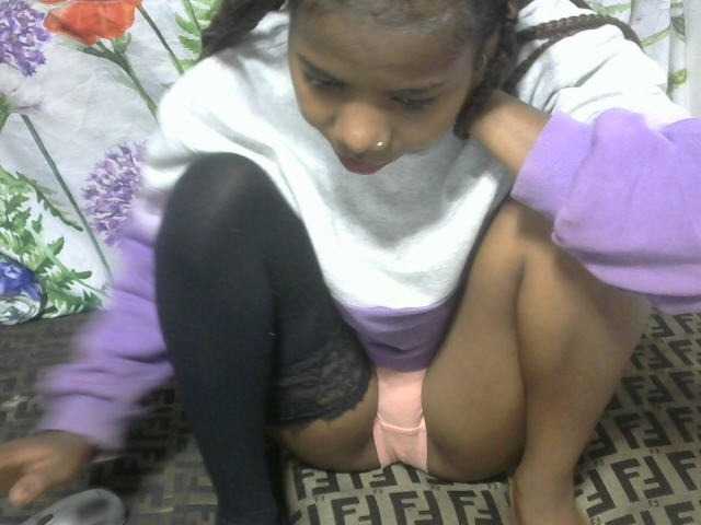 Maha19x's BongaCams show and profile