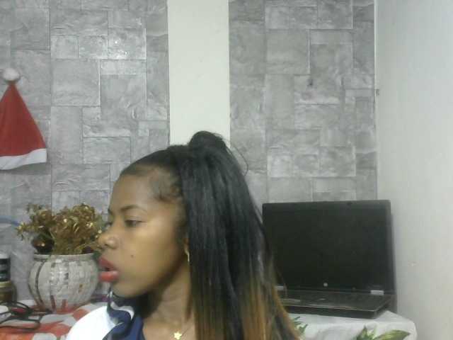 Maha19x's BongaCams show and profile