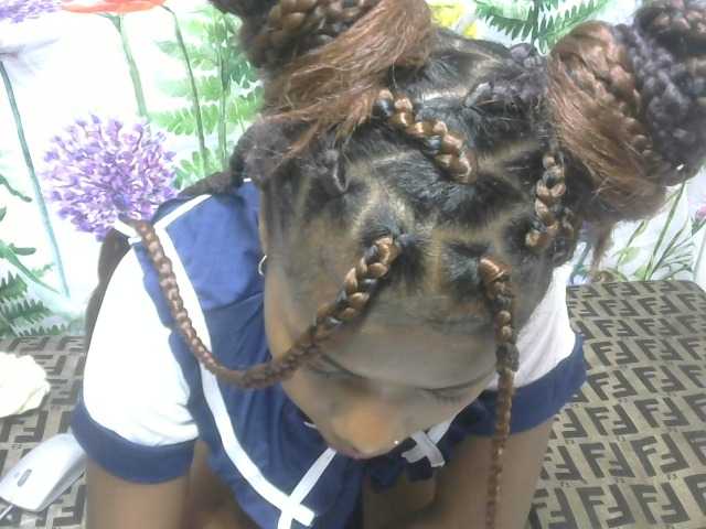 Maha19x's BongaCams show and profile