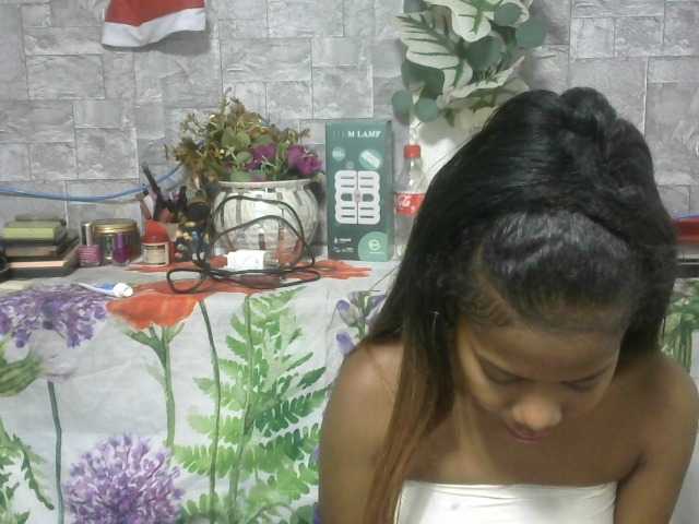 Maha19x's BongaCams show and profile