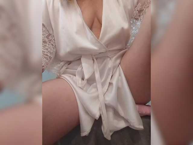 -Amelia---