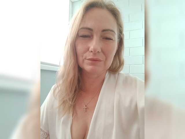 -Amelia---