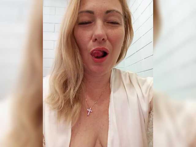 -Amelia---