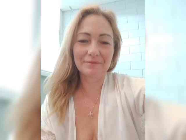 -Amelia--- webcam