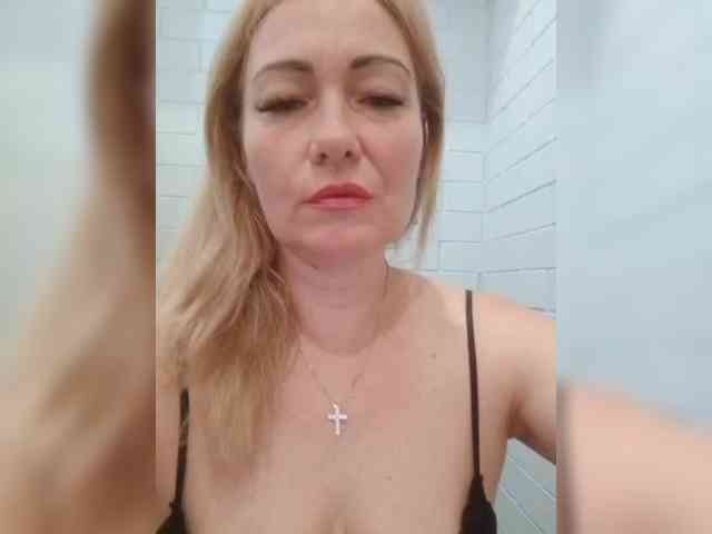 -Amelia--- webcam