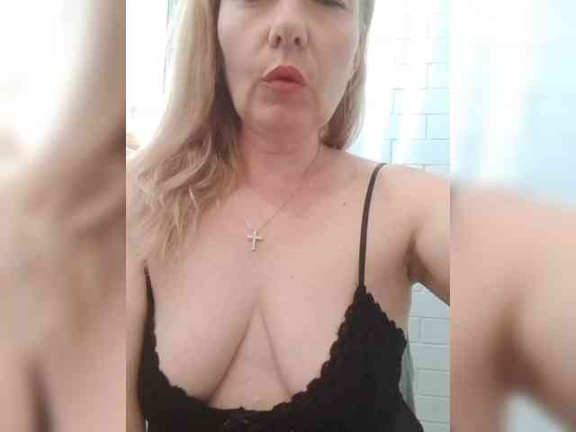 -Amelia--- webcam