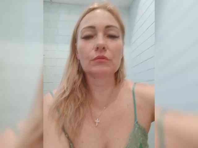 -Amelia--- webcam