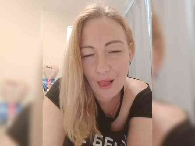 -Amelia--- webcam
