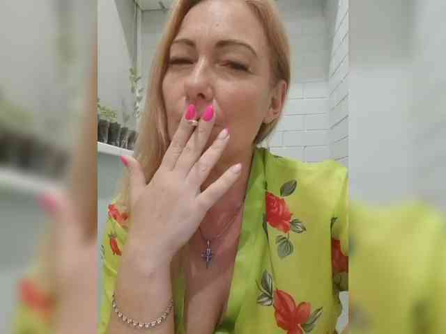 -Amelia--- webcam