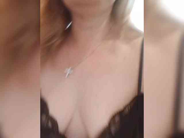 -Amelia--- webcam