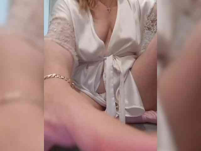 -Amelia--- webcam