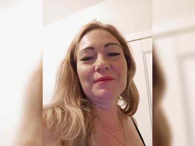 -Amelia--- webcam