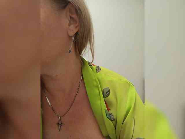 -Amelia--- webcam