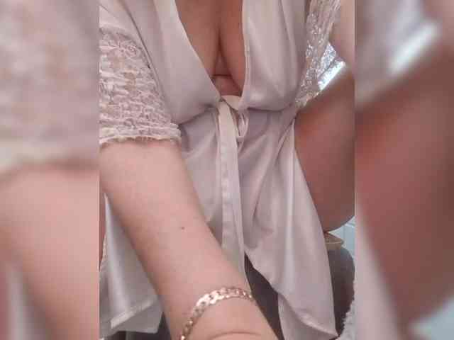 -Amelia--- webcam