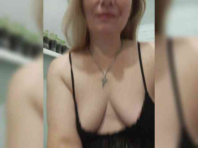 -Amelia--- webcam