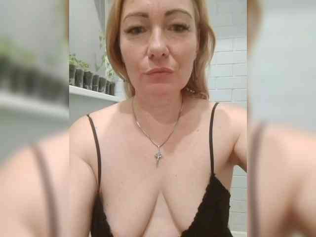-Amelia--- webcam
