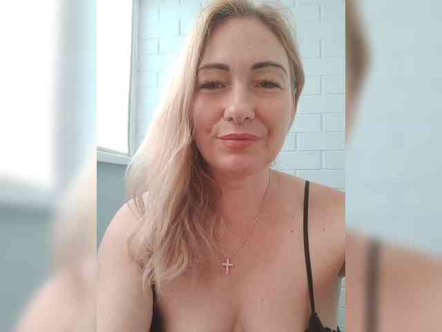 -Amelia--- webcam