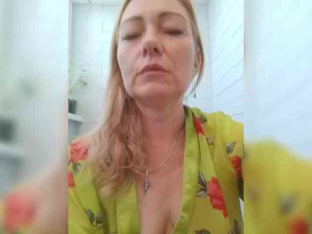 -Amelia---