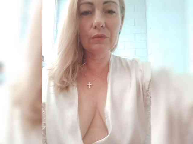 -Ami-- Live Webcam on BongaCams