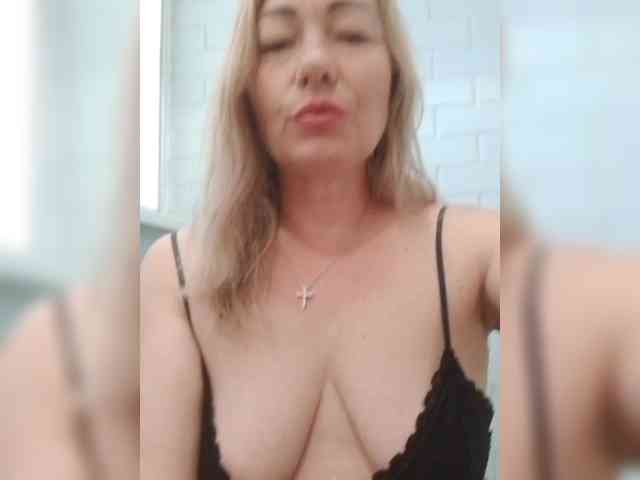 -Amelia--- webcam