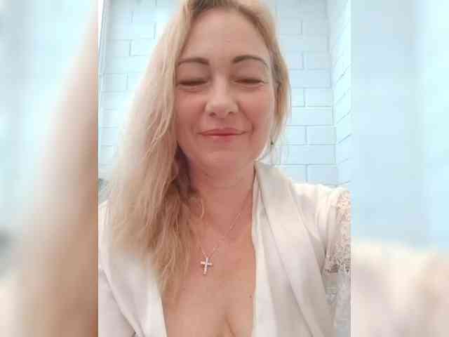 -Amelia--- webcam