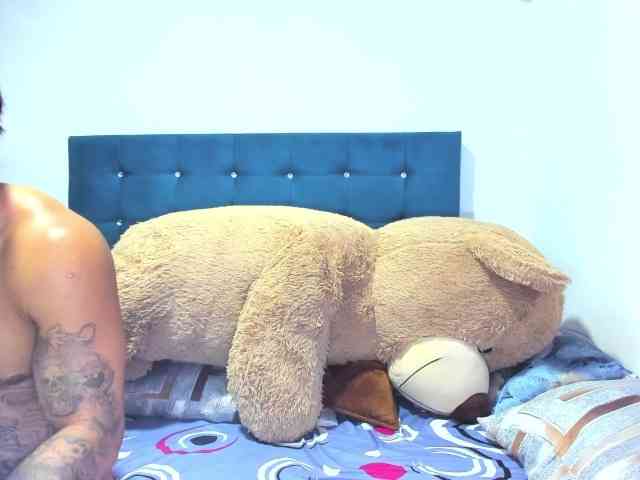 DamonyAlessia webcam