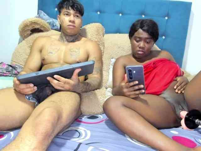 DamonyAlessia webcam