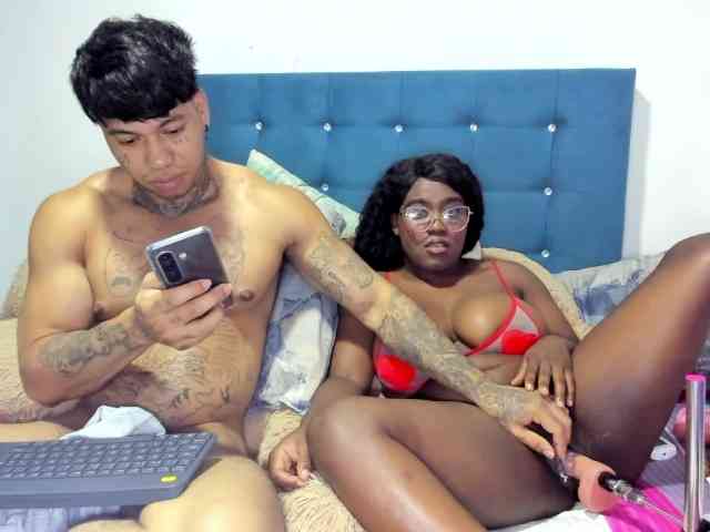 DamonyAlessia webcam