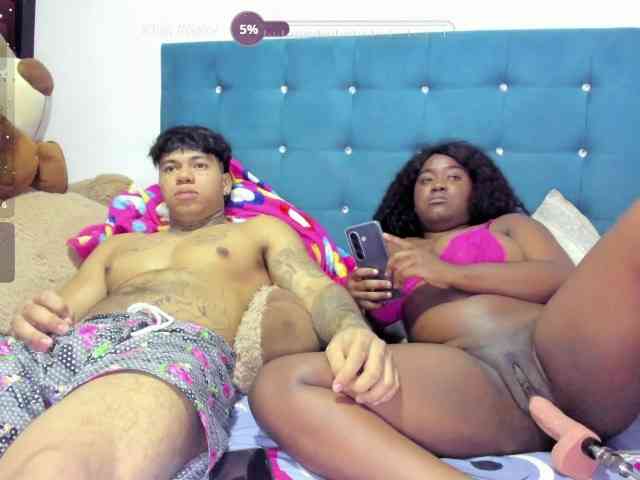 DamonyAlessia webcam