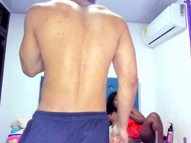 DamonyAlessia webcam