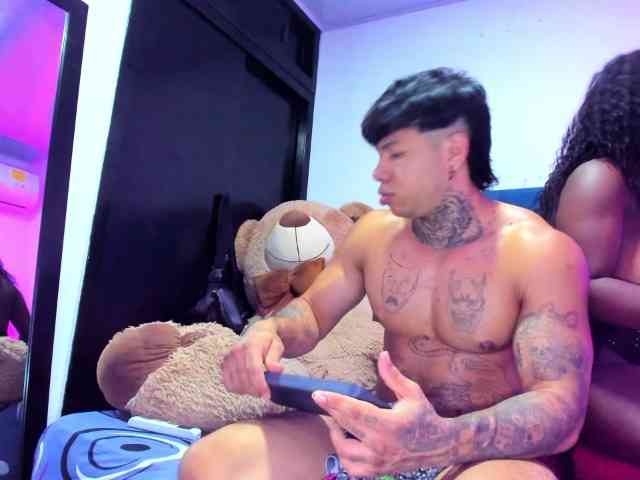 DamonyAlessia DamonyAlessia