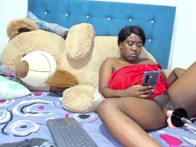 DamonyAlessia webcam