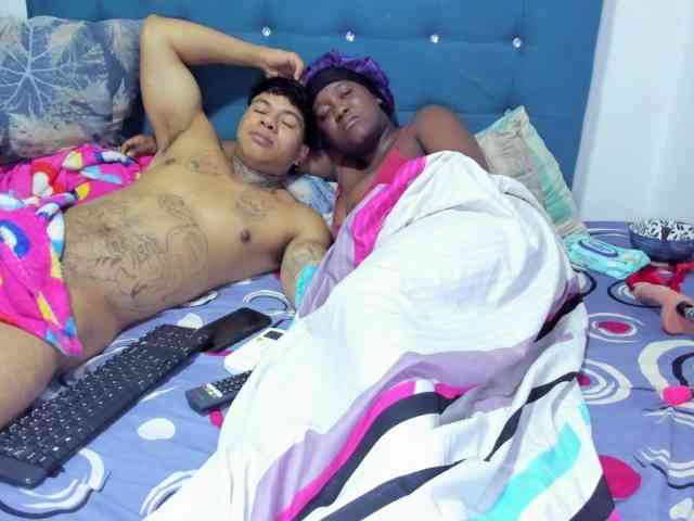 DamonyAlessia webcam