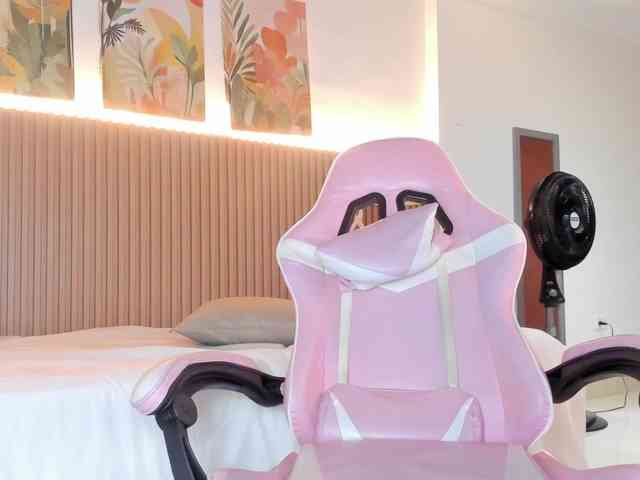 Natash-malak webcam
