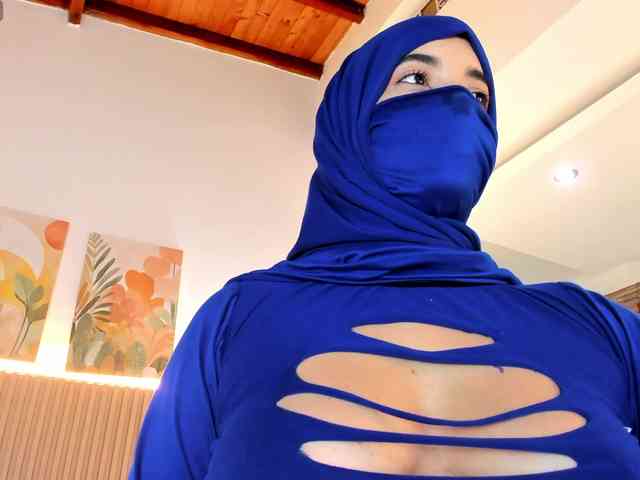 webcam model Natash-malak